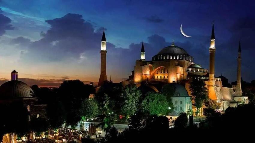 Kadir Gecesi görülen rüya gerçekleşir mi? Kadir Gecesi rüyalar gerçek olur mu? Kadir Gecesi görülen rüyanın anlamı nedir?
