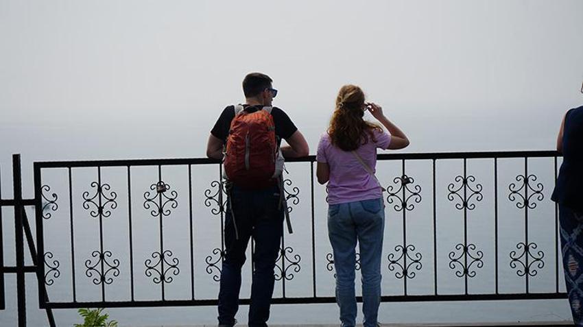 Afrika'nın tozu Antalya semalarını ele geçirdi! Görüş mesafesi düştü