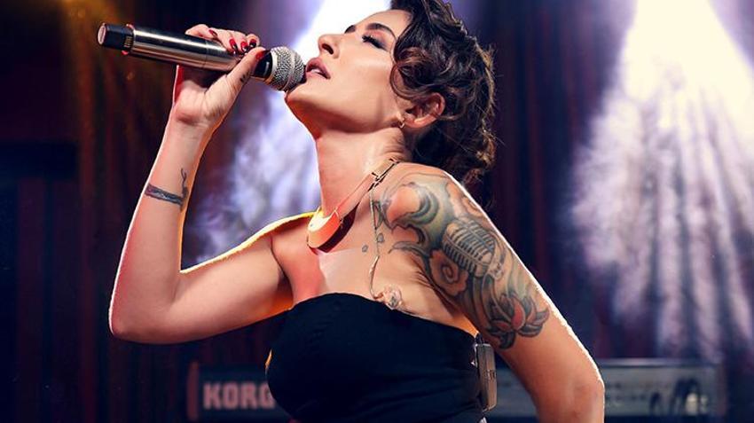 Bayramın yıldızı belli oldu! Ünlü sanatçıların sahne aldığı otellerde gecelik fiyatlar 35 bin TL'den başlıyor 