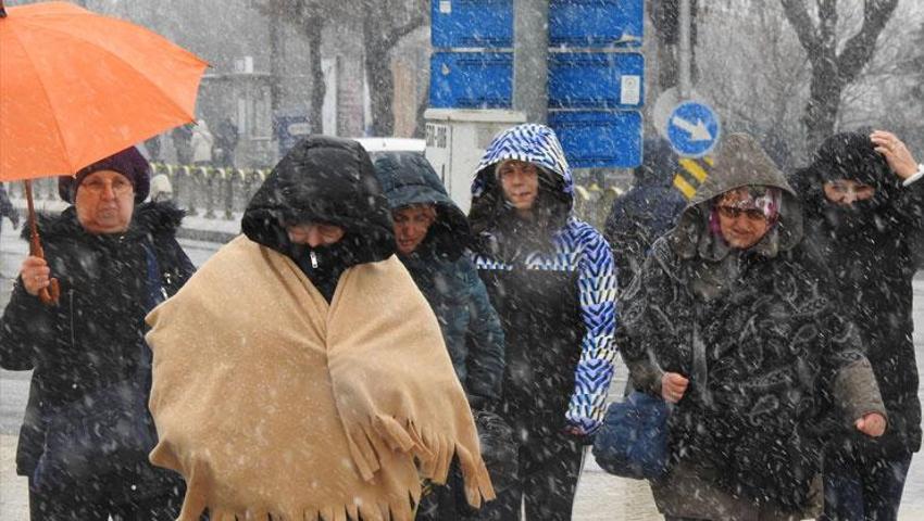 Meteoroloji hava durumu raporunu açıkladı: Bayramda sağanak yağışlar geliyor havalar soğuyor