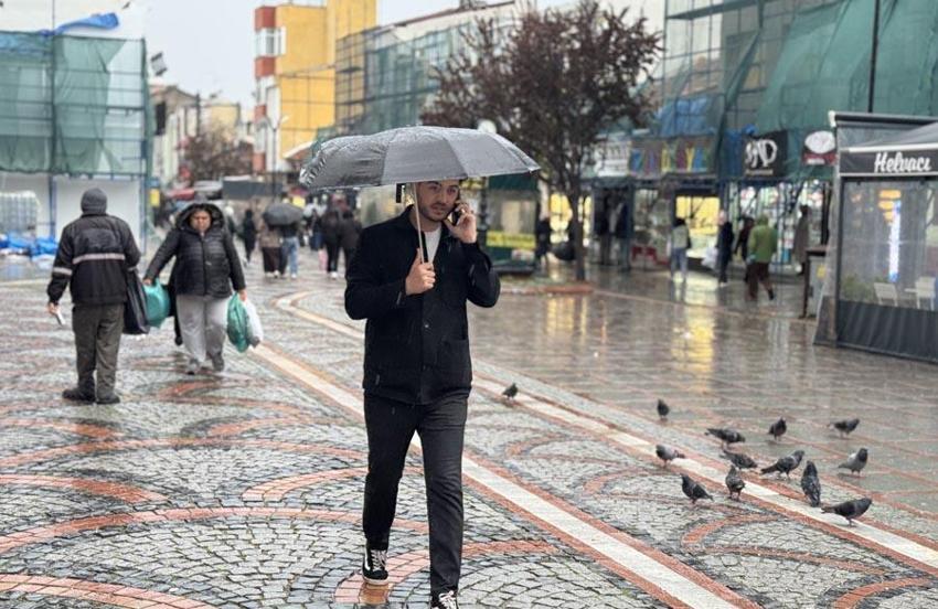 Meteoroloji hava durumu raporunu açıkladı: Bayramda sağanak yağışlar geliyor havalar soğuyor