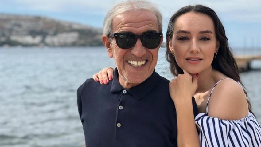 Edip Akbayram'ın kızı Türkü Akbayram'dan örnek hareket!