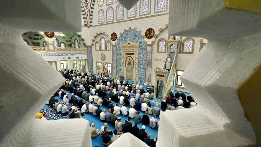 Bayram Namazı Kaçta? Bayram Namazı Saat Kaçta? Namaz Saatleri! İl İl Bayram Namazı Saatleri