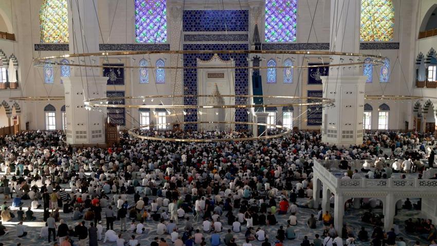 Bayram Namazı Kaçta? Bayram Namazı Saat Kaçta? Namaz Saatleri! İl İl Bayram Namazı Saatleri