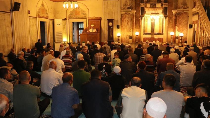 Bayram Namazı Kaçta? Bayram Namazı Saat Kaçta? Namaz Saatleri! İl İl Bayram Namazı Saatleri