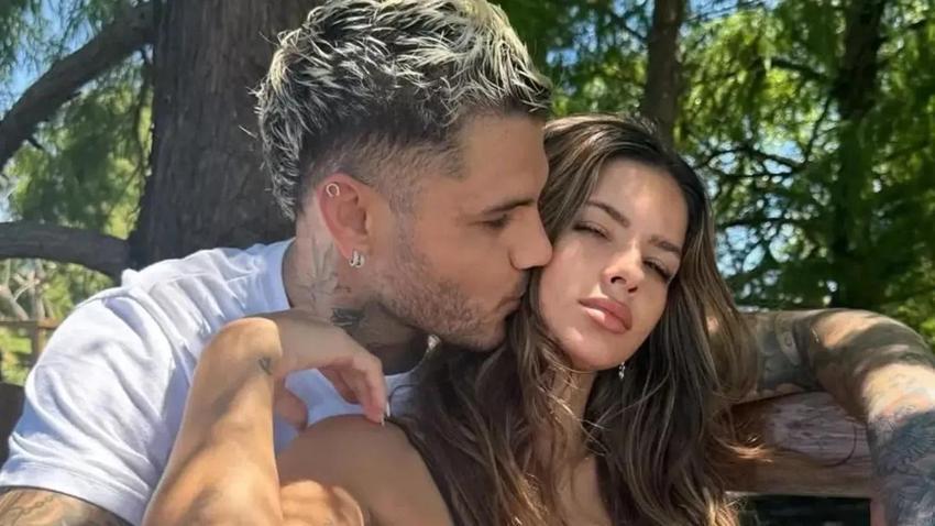 Icardi China Suarez ile havuzdan paylaştı! İkili aşka geldi