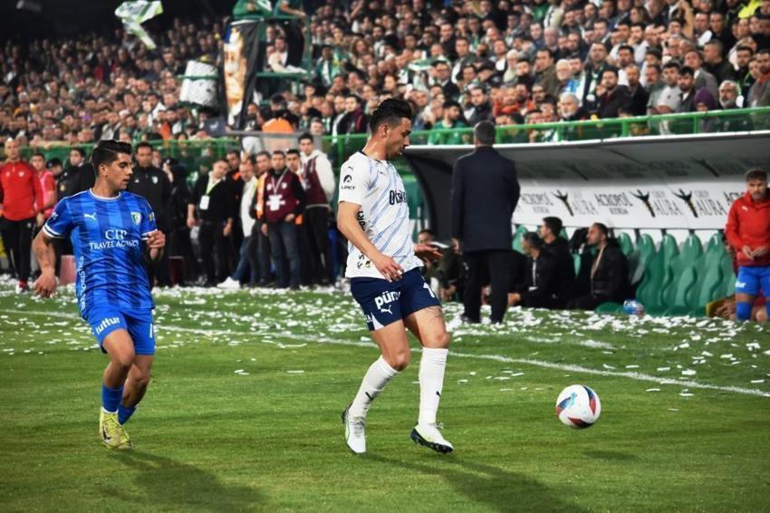 Dzeko, Tadic, Kostic değil yıldız ismi yerin dibine soktu: Antrenman yerine ortada sıçan oynuyorlar
