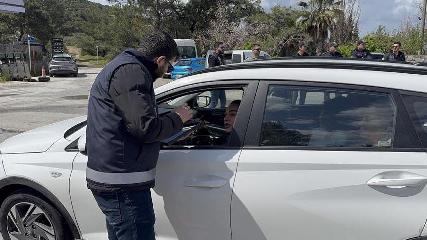 Ramazan Bayramı öncesi manzara yine değişmedi: Akın akın geldiler; kilometrelerce araç kuyruğu oluştu