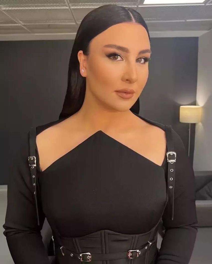Sessizliğe bürünmüştü! Yasemin Sakallıoğlu kötü haberi paylaştı