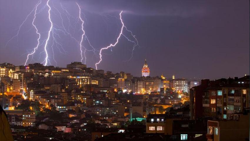 Kuvvetli sağanak yağışlar geliyor! Meteoroloji son raporla 32 ili uyardı
