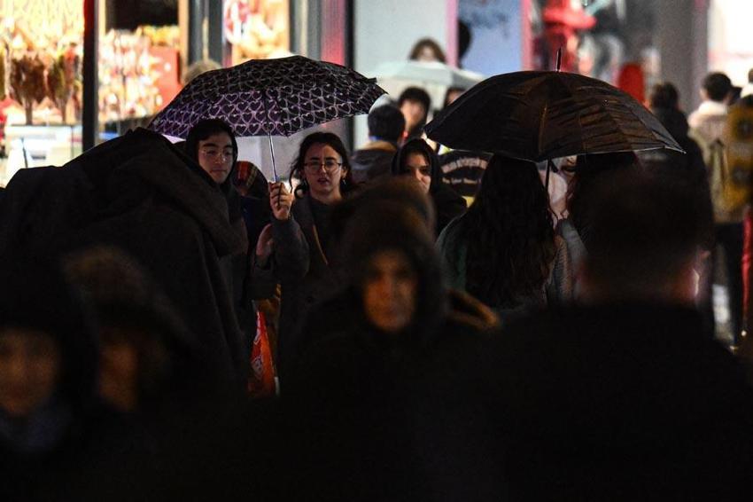 Kuvvetli sağanak yağışlar geliyor! Meteoroloji son raporla 32 ili uyardı
