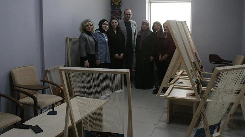 Tokat'ta coğrafi işaretli Kızık kilimi dokumacılığı üniversitede gelecek nesillere aktarılıyor