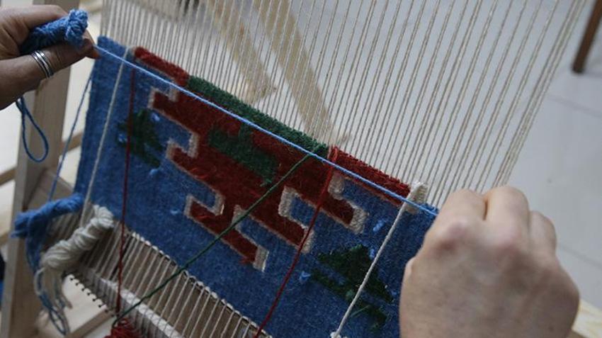 Tokat'ta coğrafi işaretli Kızık kilimi dokumacılığı üniversitede gelecek nesillere aktarılıyor