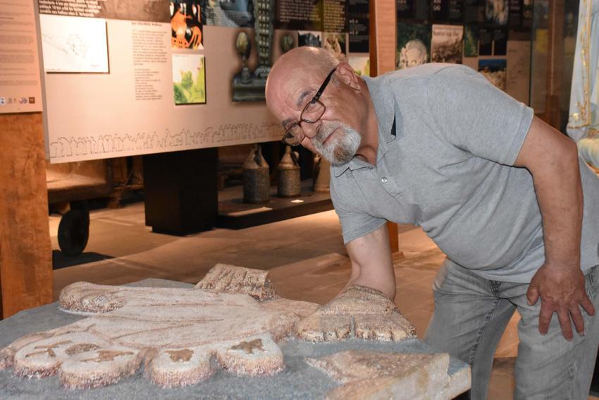  'Yaşayan İnsan Hazinesi' yarım asırdır baba mesleğini sürdürüyor! 'Çanakkale'yi avuçlarında hissediyorlar'