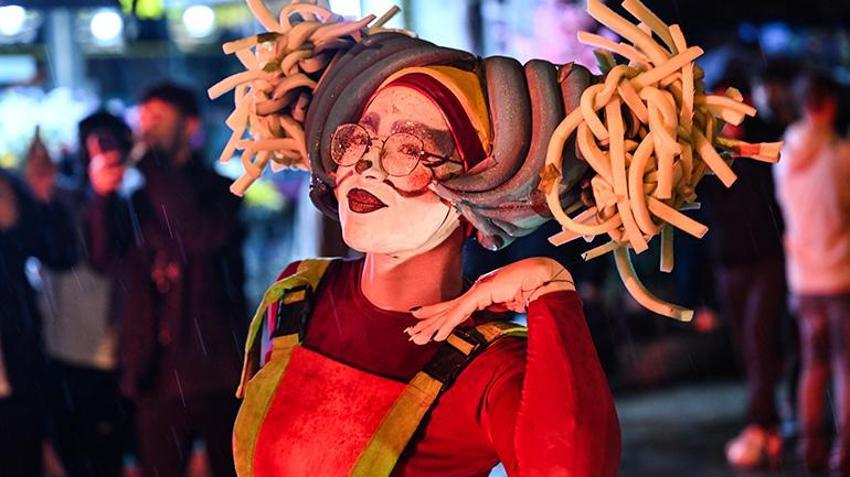 24. Sabancı Uluslararası Adana Tiyatro Festivali büyük katılım ve coşkuyla başladı