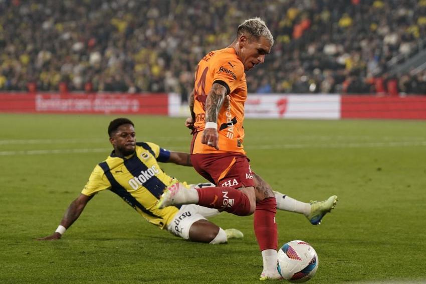 Galatasaray, Kadıköy'de Fenerbahçe'yi eledi!