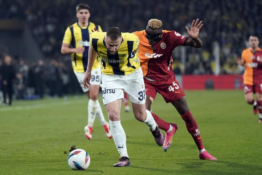 Galatasaray, Kadıköy'de Fenerbahçe'yi eledi!