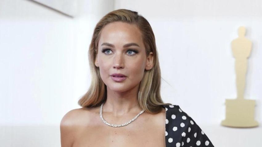 Dünyaca ünlü oyuncu Jennifer Lawrence ikinci kez anne oldu!