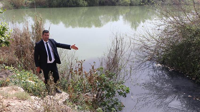 Ceyhan Nehri yok oluyor! Mahallelerden akan kirli su, dere ve nehirlerin rengini değiştirdi