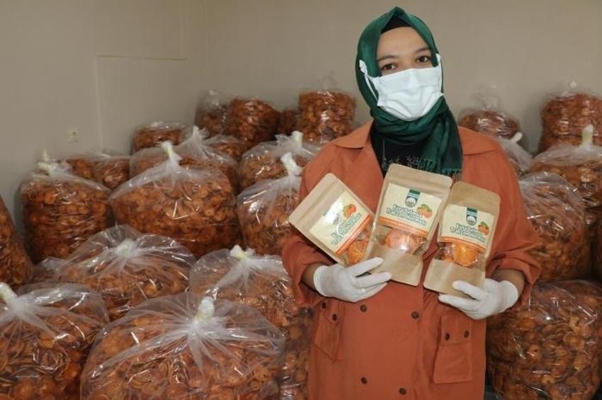 İşsiz kaldıktan sonra keşfetti, üretimi 50 dönüme çıkarttı! Kilosu 100 liraya 15 ton satıyor: İspanya'ya bile ihracatı var