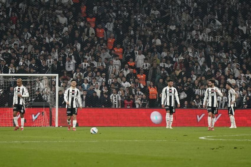 Beşiktaş, Göztepe'ye 3-1 yenildi, ortalık karıştı: İhanet etti, Tayyip Talha Sanuç, Rafa Silva, Muçi sonrası açıklama Solskjaer’e düşer