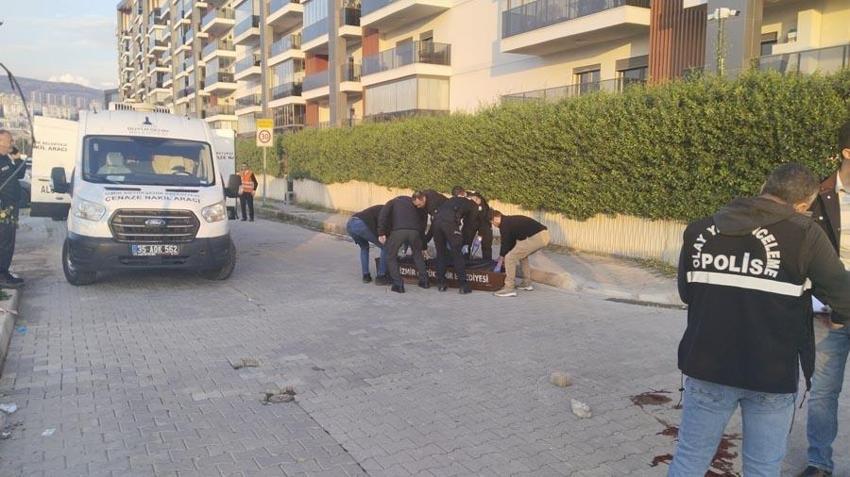 İzmir'de dehşete düşüren olay! Sokakta önlerini kestiği eski nişanlısı ile annesini, sonra da kendini vurdu