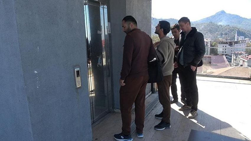 Bina yok asansör var: İki mahalleyi birbirine bağlıyor! Dünyada eşi benzeri yok