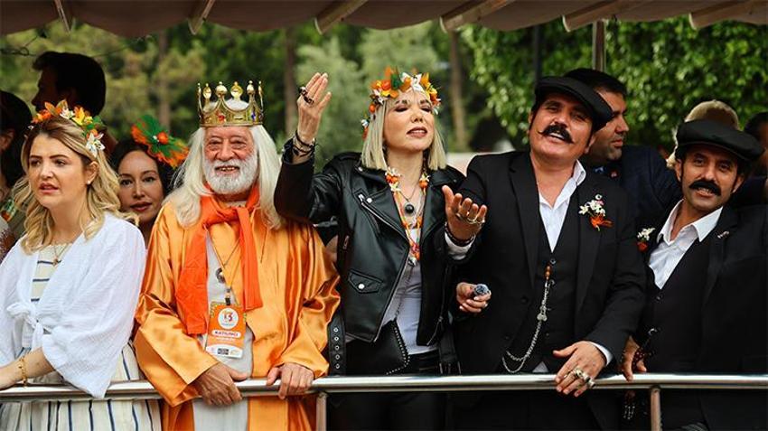 Türkiye'de ilk ve tek! Portakal Çiçeği Festivali'nde renkli görüntüler oluştu