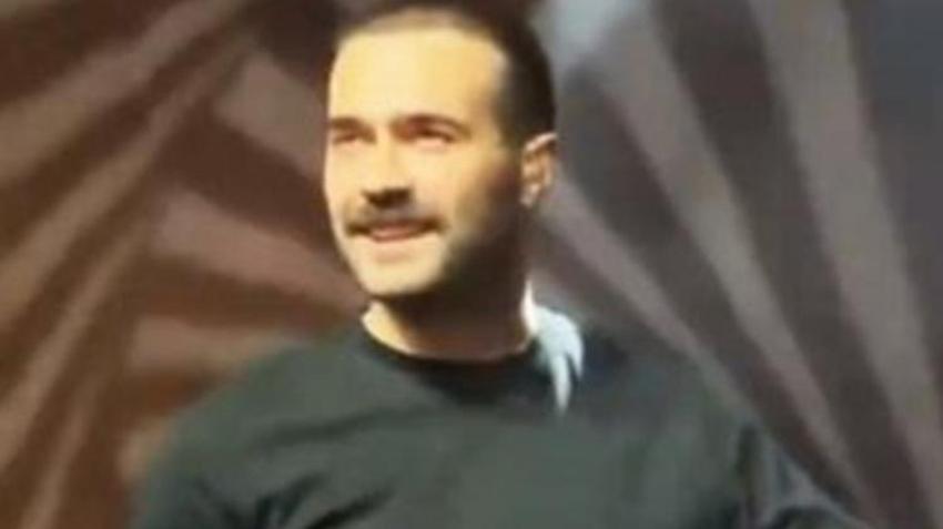Mert Demir'in yeni tarzı sosyal medyanın gündemine bomba gibi düştü!