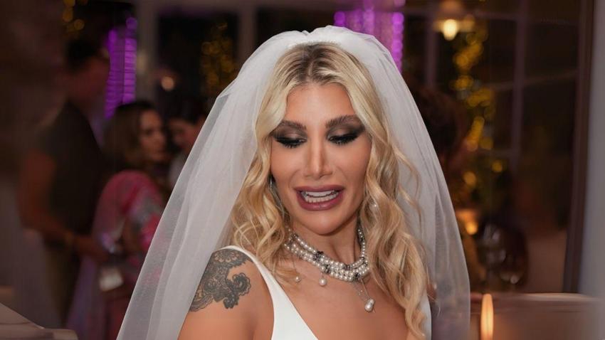 İrem Derici - Melih Kunukcu aşkı bu noktada başladı! Paylaşım ele verdi