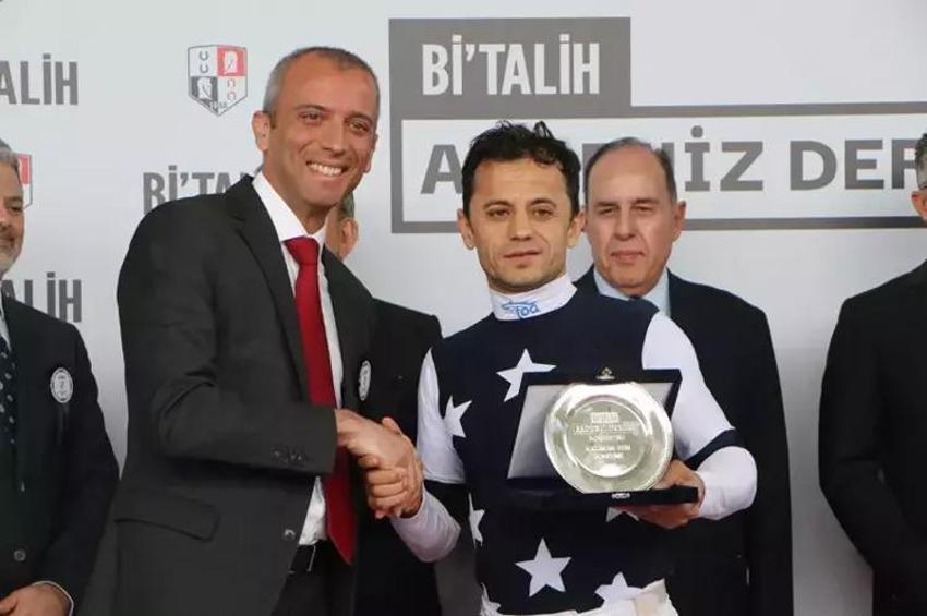 Adana’da Akdeniz Derbisi! Kazanan ‘Dapper Man’ oldu