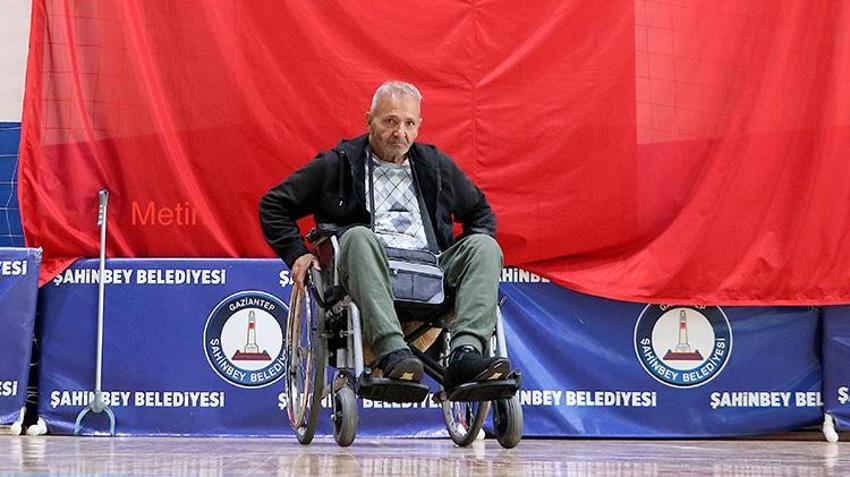 Son 4 yılda başına gelmeyen kalmadı ama o azimle yaşamını sürdürüyor!