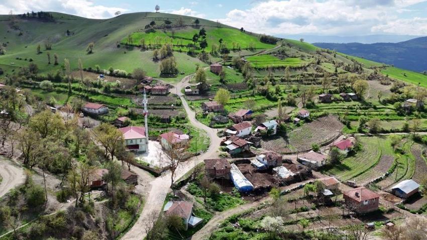 Bu köyde yaşayan herkes sağır ve dilsiz! Dışarıdan gelenler iletişimde zorlanıyor, sağlam insan yok!