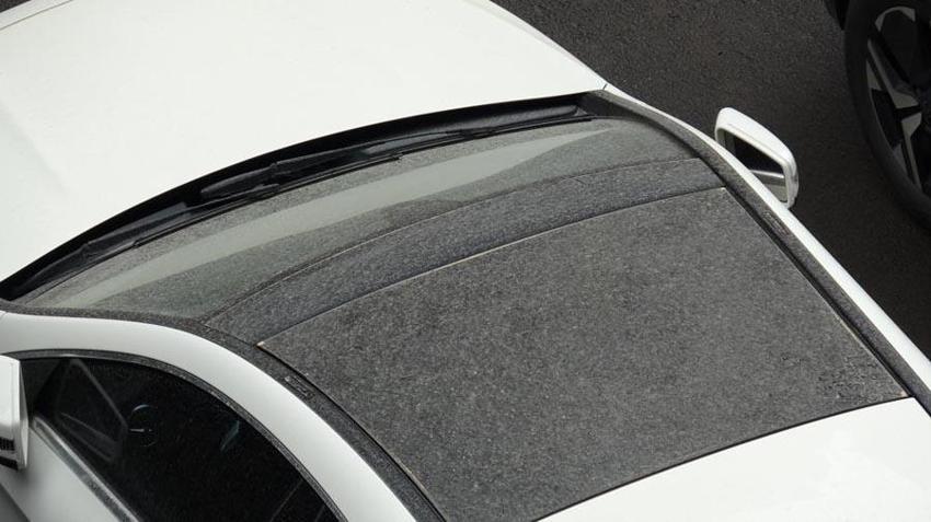 Muş'ta toz taşınımının yağmurla çamura dönüşmesiyle vatandaşlar soluğu oto yıkamacılarda aldı