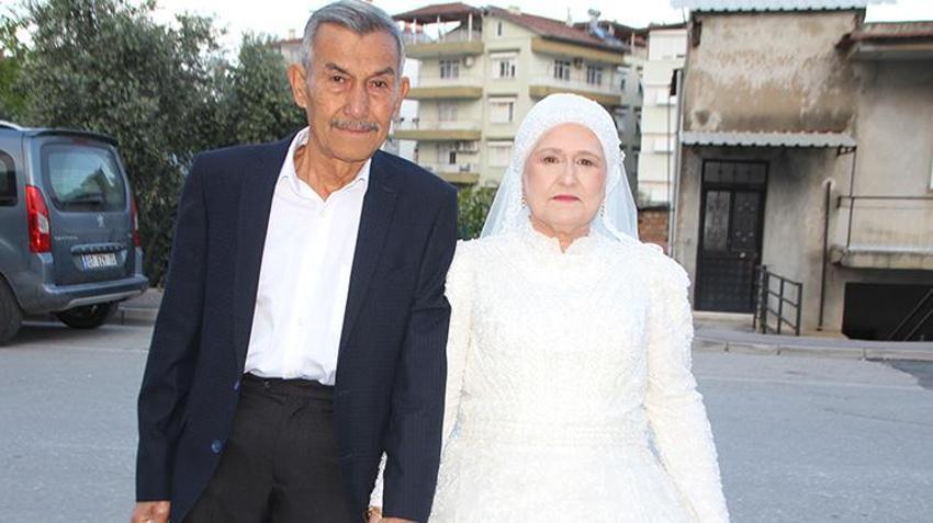 Geç oldu ama güzel oldu! Antalya'da kaçarak evlenen çift 45 yıl sonra düğün yaptı
