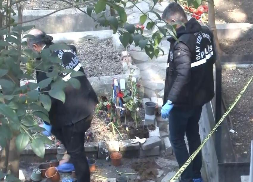 Mattia Ahmet Minguzzi'nin mezarına çirkin saldırı! Bakanlık devreye girdi, yüzlerce kişi akın etti