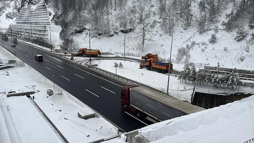 Nisan ayında Anadolu beyaza büründü! İşte tek tek kar yağışının etkili olduğu şehirler