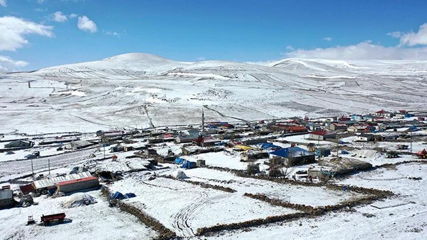 Nisan ayında Anadolu beyaza büründü! İşte tek tek kar yağışının etkili olduğu şehirler