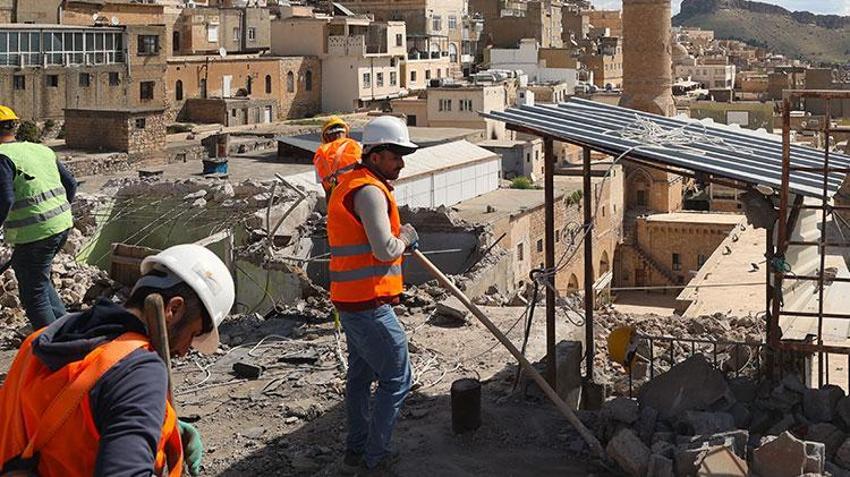 Mardin'de büyük proje başladı! Kentin mimarisini bozan yapılar tek tek yıkılıyor