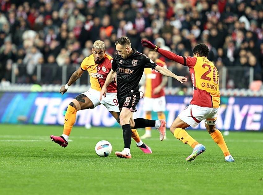 Samsunspor Galatasaray maçında 3 puan 2 golle geldi!