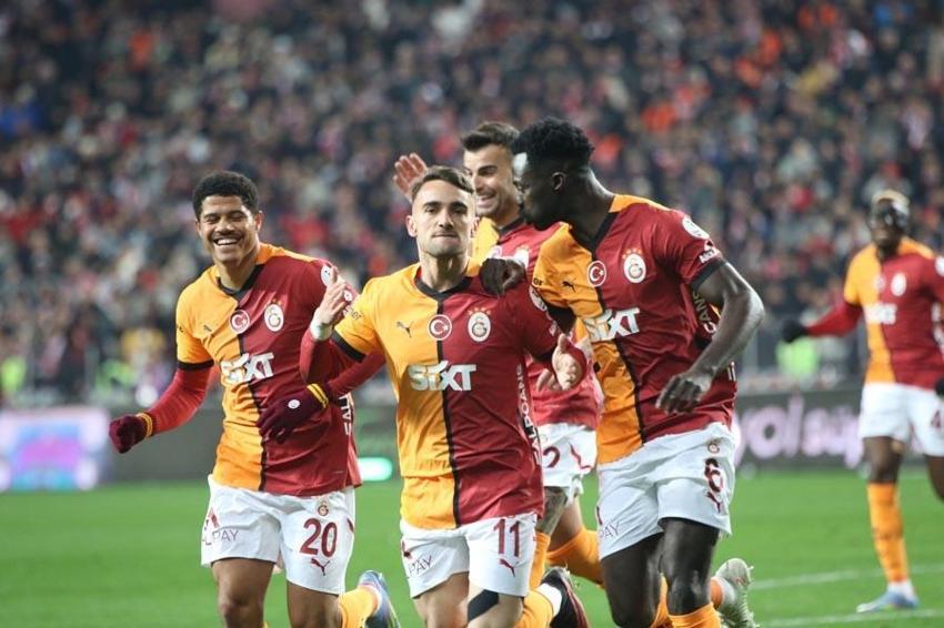 Samsunspor Galatasaray maçında 3 puan 2 golle geldi!