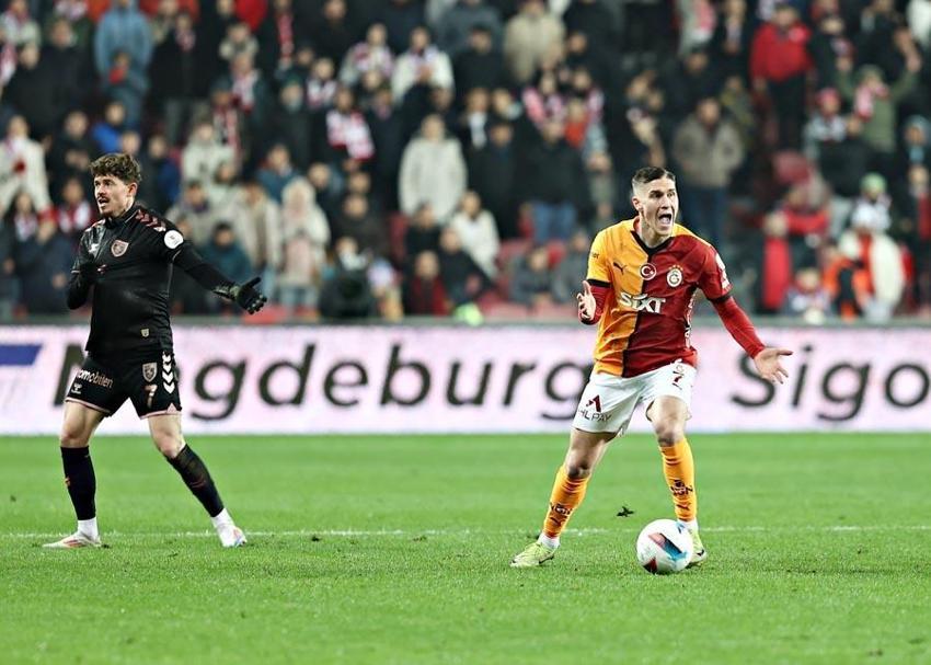 Samsunspor Galatasaray maçında 3 puan 2 golle geldi!