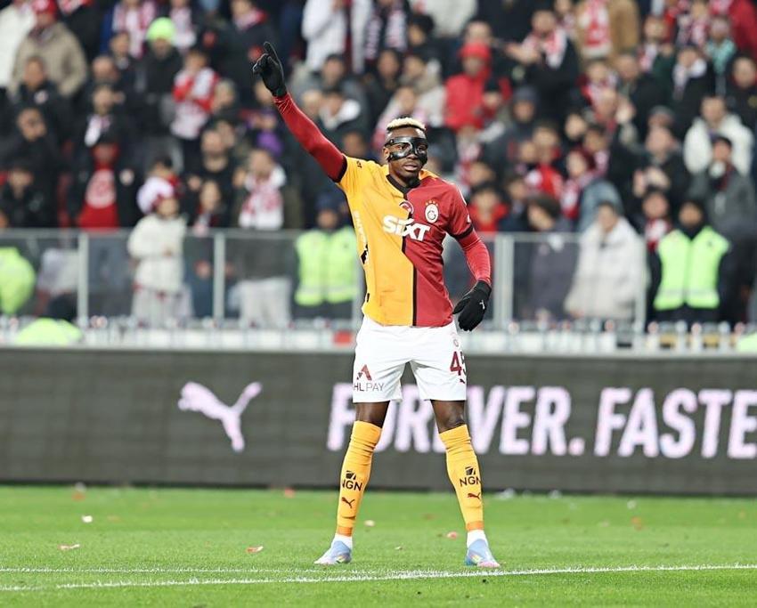 Samsunspor Galatasaray maçında 3 puan 2 golle geldi!