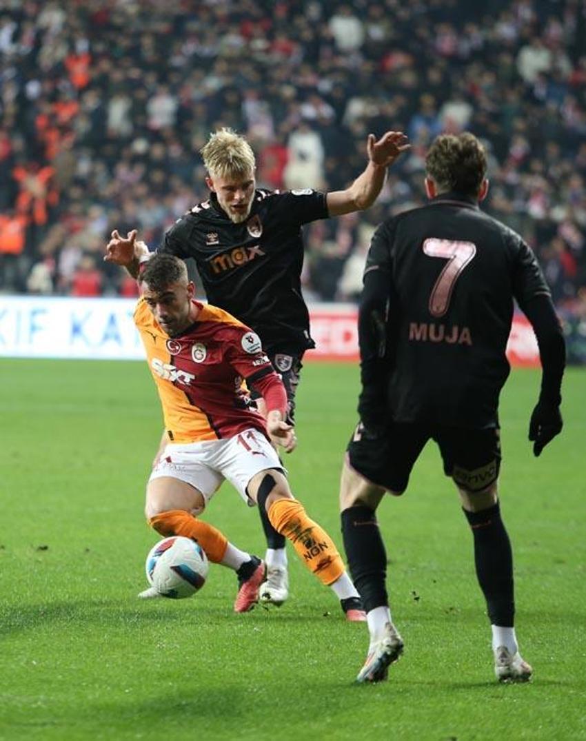 Samsunspor Galatasaray maçında tartışma yaratan ofsayt ve penaltı kararı!