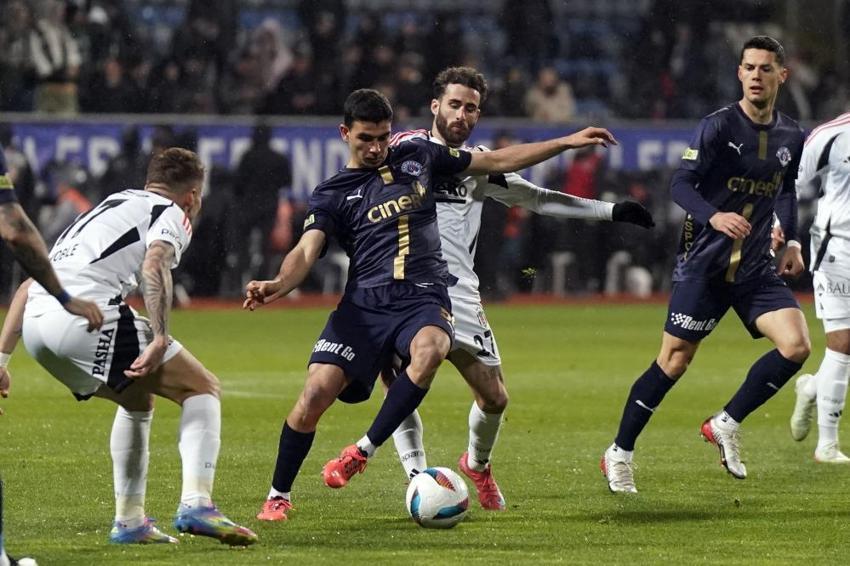 Solskjaer alarm verdi! Beşiktaş'ta kadro değişiyor,  Svensson, Paulista ve Masuaku ezberleri bozacak