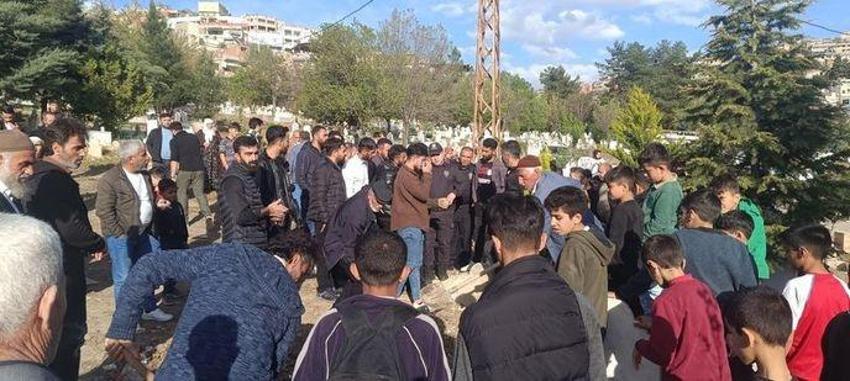 Siirt'te mezardan ses geldi iddiası panik yarattı! Ertesi gün mezarı açtılar