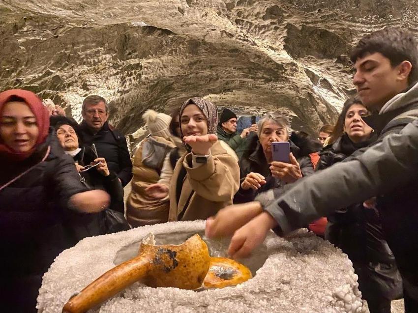 90 yıl sonra başladı! Turistik Tuz Ekspresi yolcuları Çankırı'da doyasıya eğlendi