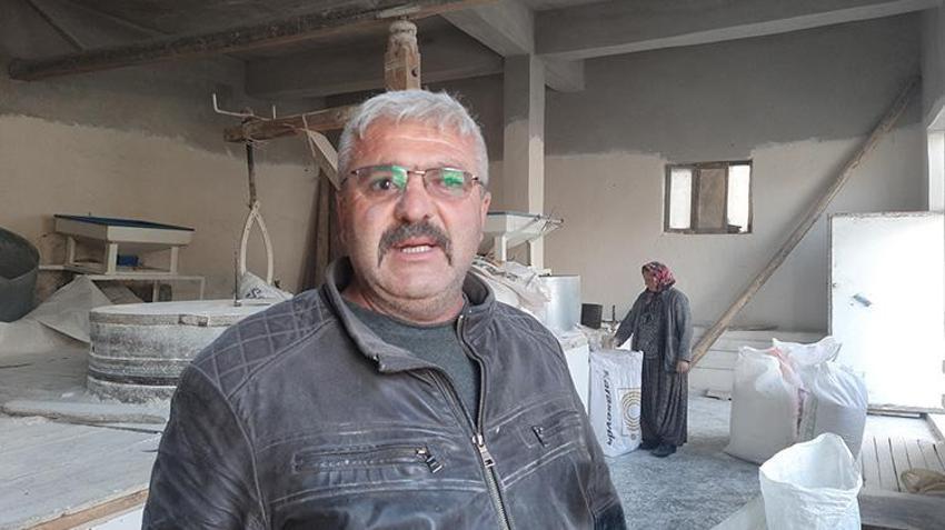 Konya'da 25 yıldan beri su değirmeni işleten vatandaş, bölgesinde mesleğin son temsilcisi