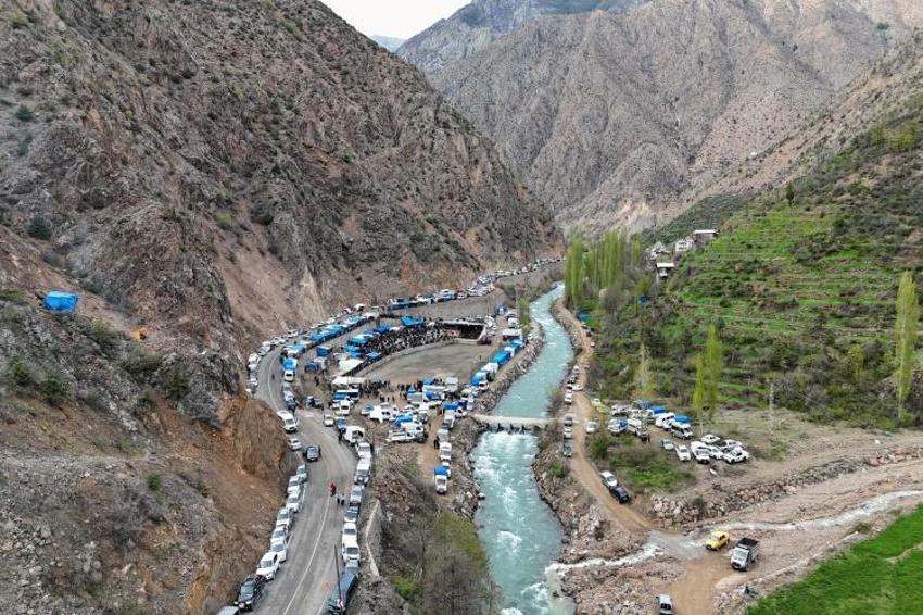 Artvin'de "Yusufeli Sarıgöl 30. Geleneksel Boğa Güreşleri Festivali" yapıldı