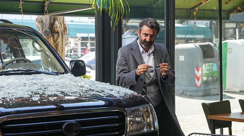 Eşref Rüya’nın kabına sığmayan karakteri: İzleyici 'Deli Gürdal'ı çok sevdi! Gürdal fenomen olma yolunda